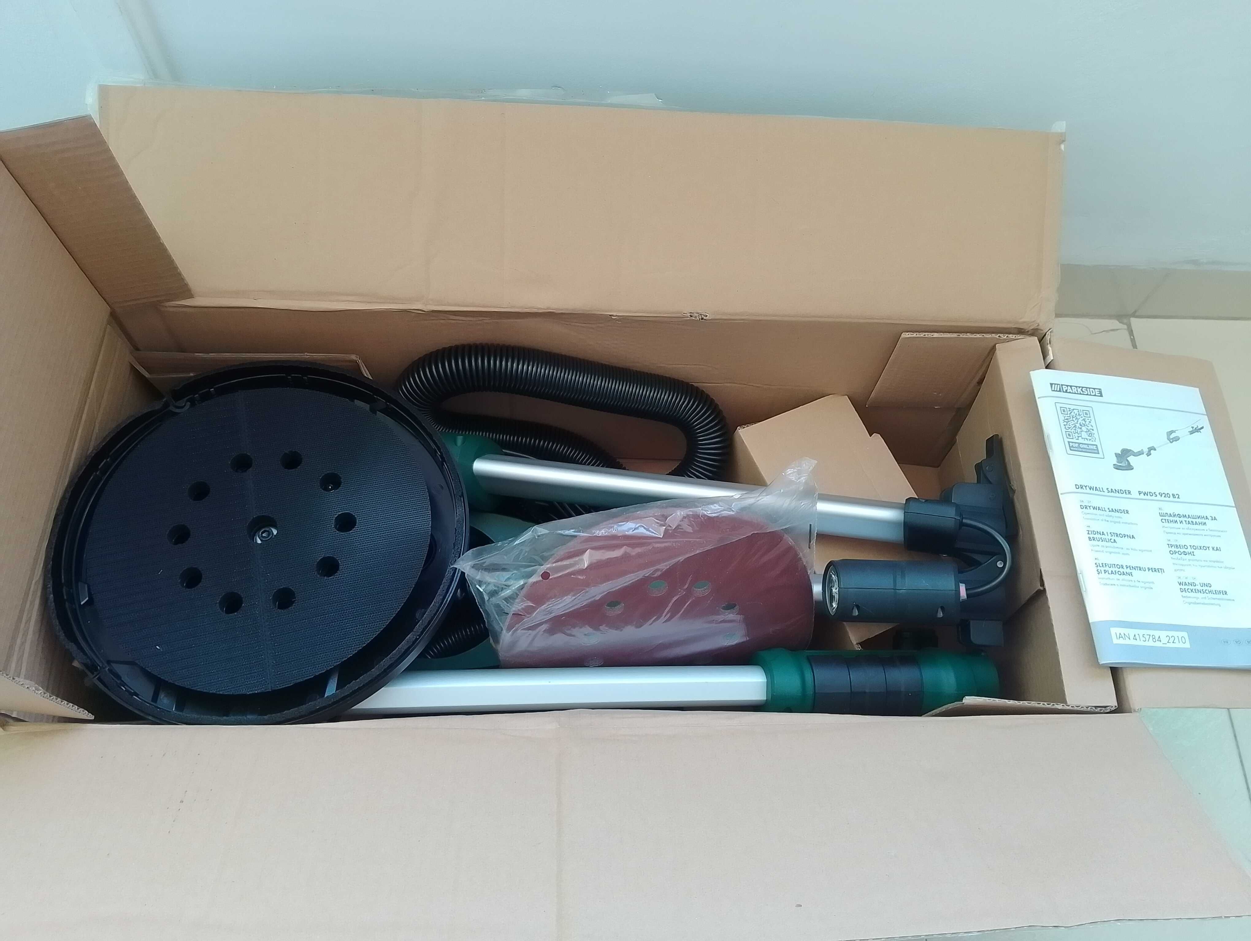 Шлайфмашина за стени и тавани "Parkside PWDS 920 B2" 710W