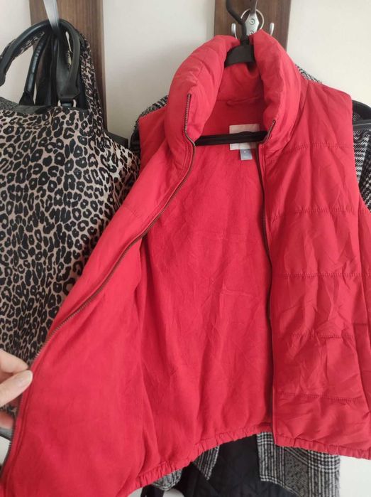 Стилен топъл елек от Old Navy, размер M/малък Л