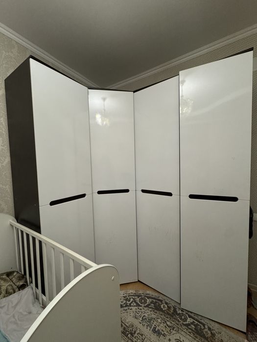 Продается спальный гарнитур