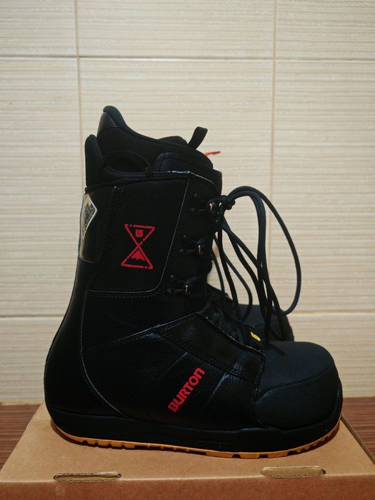 Boots snowboard Burton 45,5