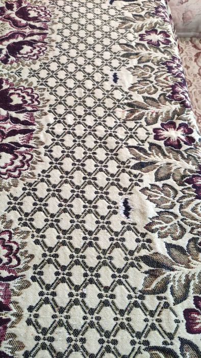 Тежка голяма покривка за маса от едно време 130/180 см