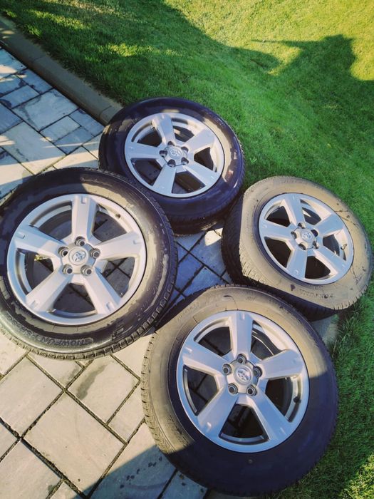 Anvelope/cauciucuri + jante aluminiu Toyota RAV4 225/65 R17 SUV