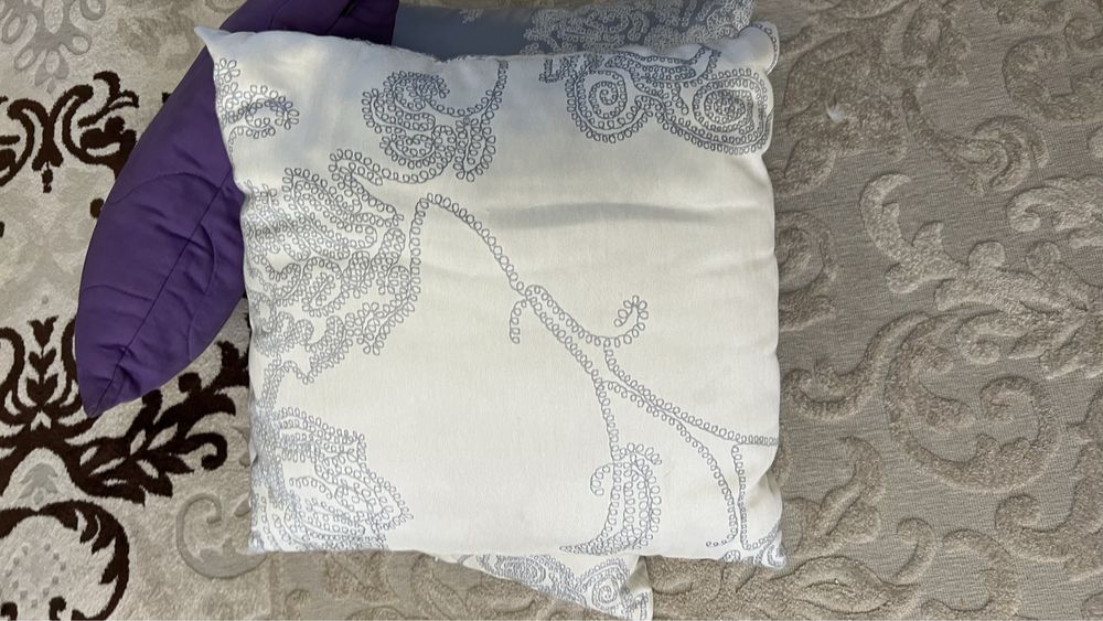 Подушки декоративные