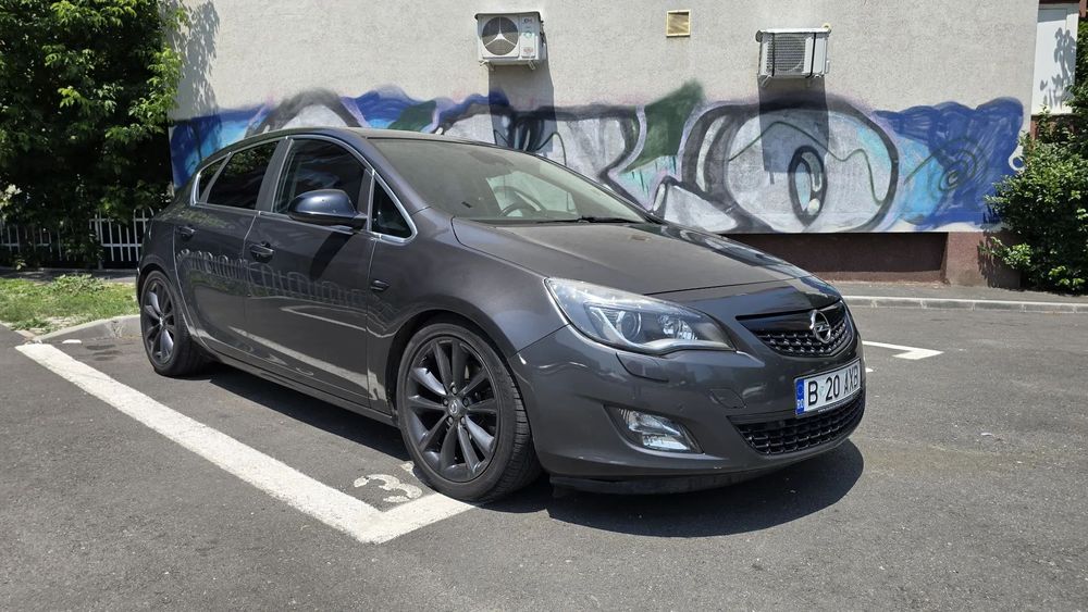 Opel Astra Opel Astra J Hatchback