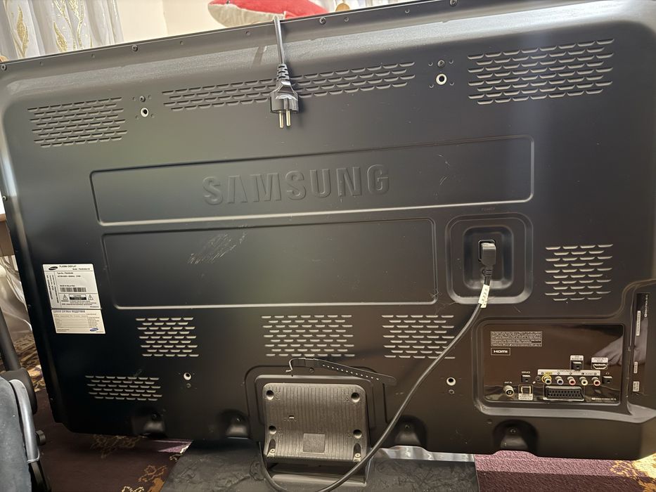 СРОЧНОО!! Продаётся телевезор SAMSUNG PLAZMA