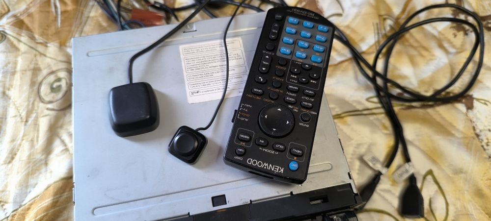 Мултимедия и навигация Kenwood