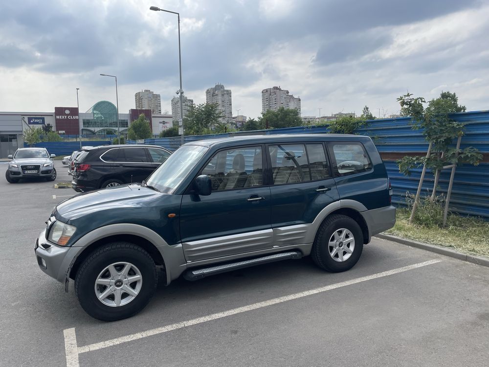 Паджеро 3.5 много добро състояние