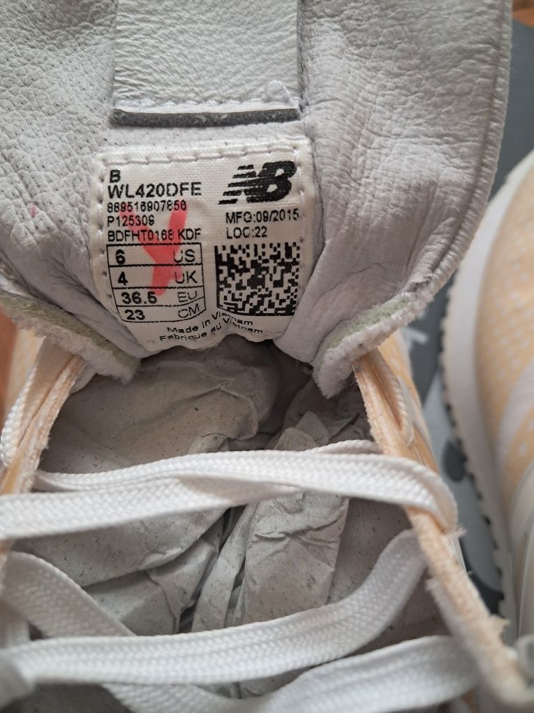 Маратонки New Balance