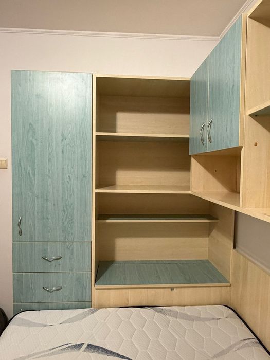 De vanzare Dormitor tineret stare foarte buna