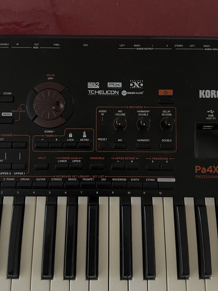 Продавам Korg PA4X 61