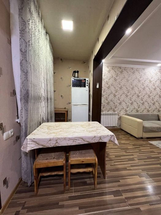 1в2/1/4 Мирзоулугбекский рн,ТТЗ-1,210 школа,Диадора,38 м2,с подвалом