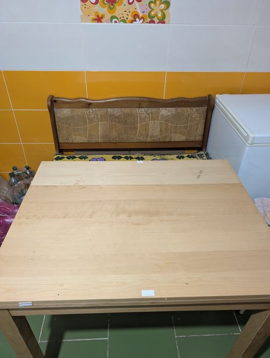 Masa și canapea bucatarie