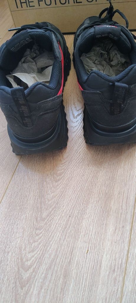 Мъжки маратонки Nike Air Max Dawn.