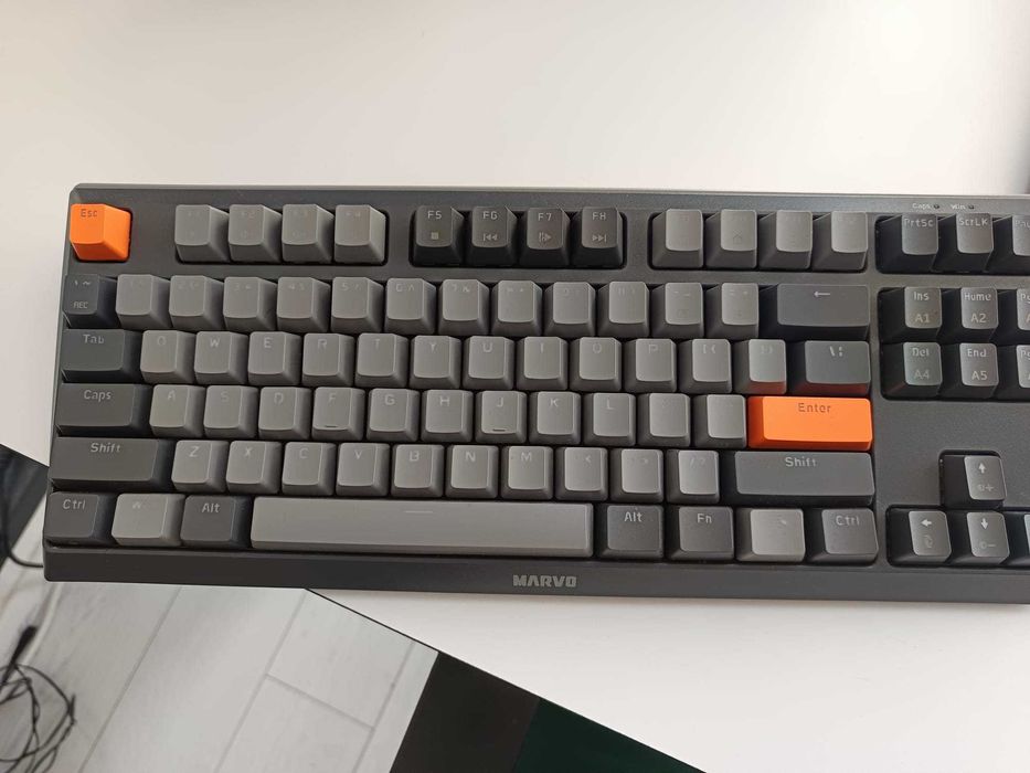 Tastatura mecanica gaming Marvo (+ piese schimb)