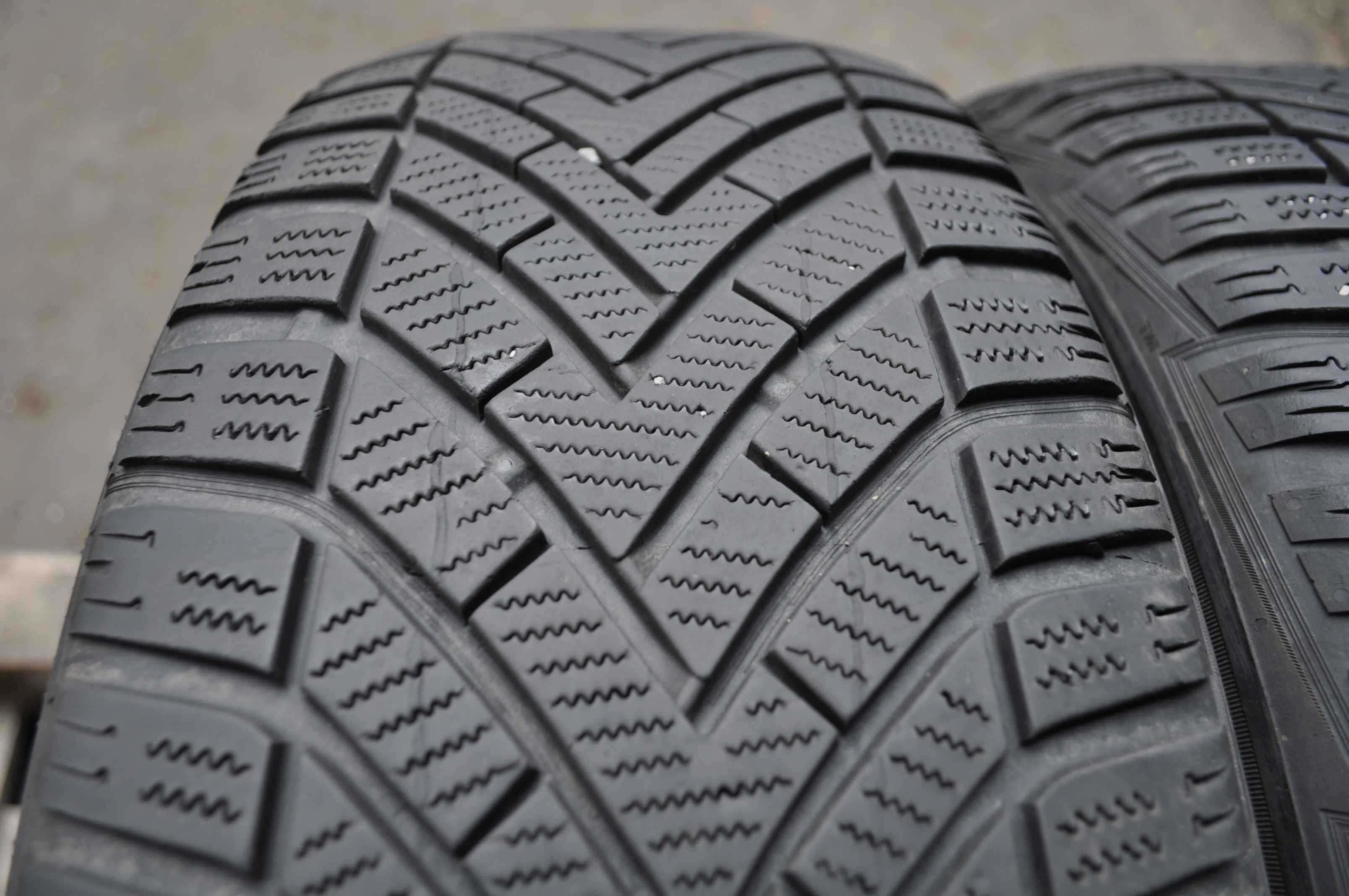 SET 2 Anvelope Iarna 215/60 R16 VREDESTEIN Wintrac
