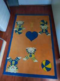 Детски килим на мечета