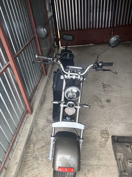 Vand scuter electric JRH