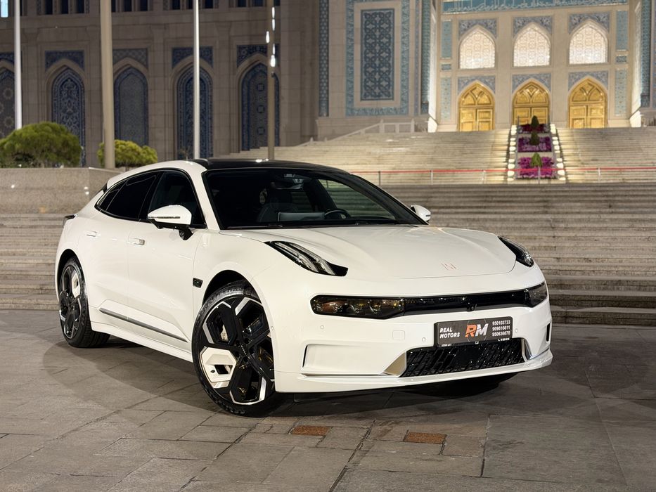 Zeekr 001 We pozitsiyasi 610 km zapas hod