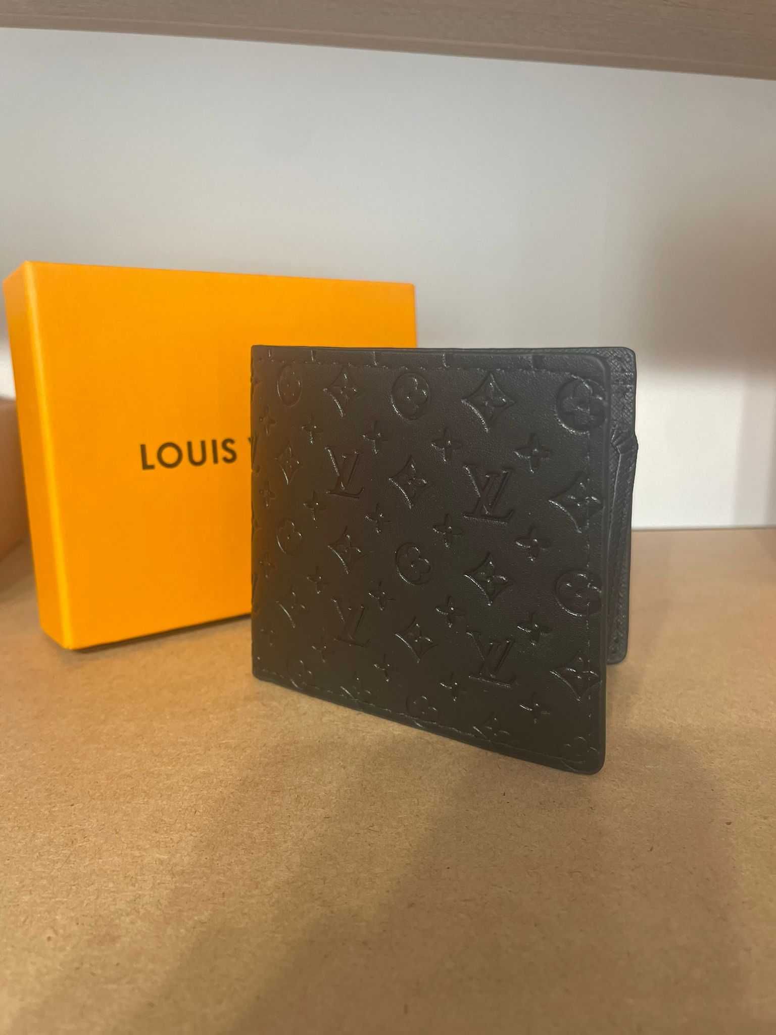 Portofele Louis Vuitton | Calitate PREMIUM