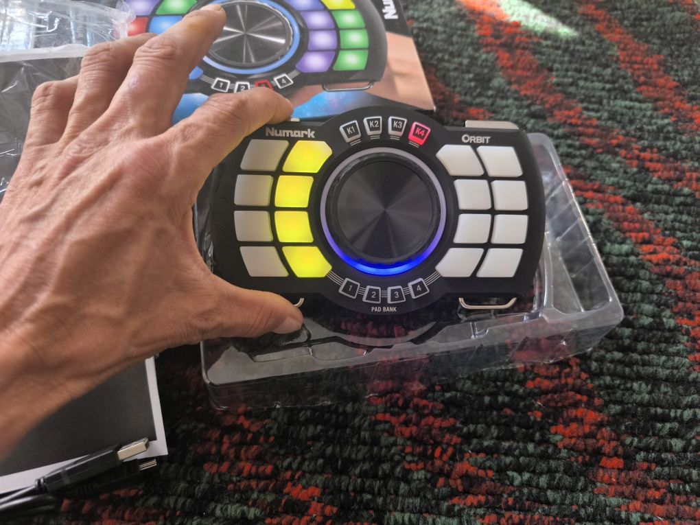 Продается Numark Orbit DJ moution capture