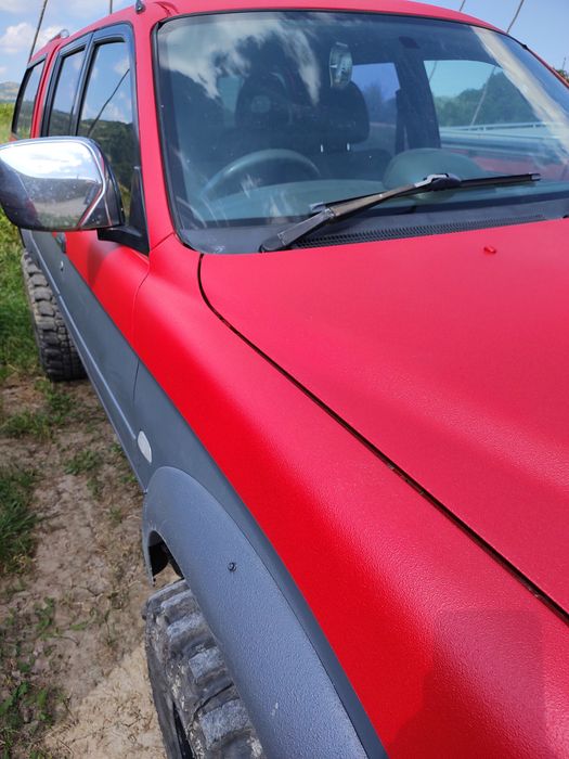 Mitsubishi L200 pompa clasica