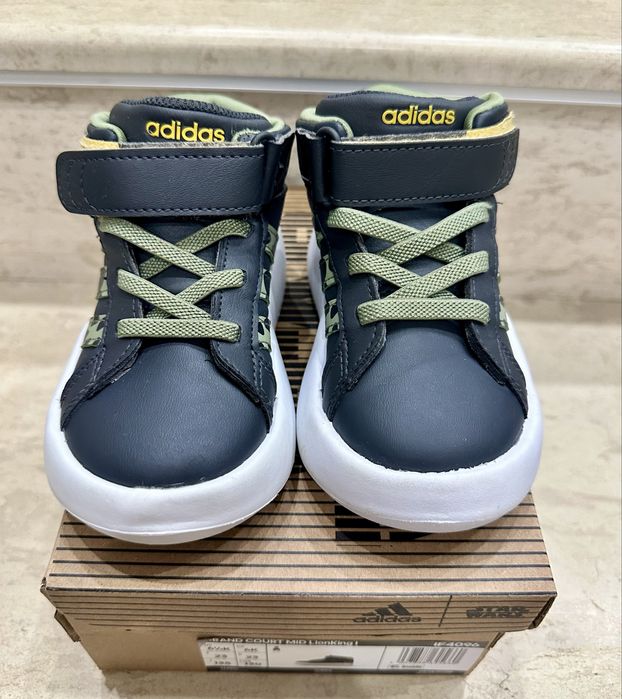 Обувки за момче Adidas, Nike