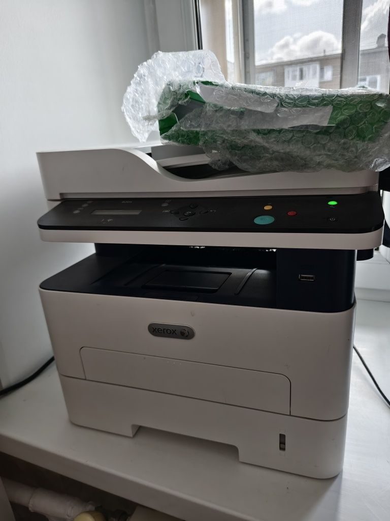 Xerox B205 mfu МФУ принтер сканер копир