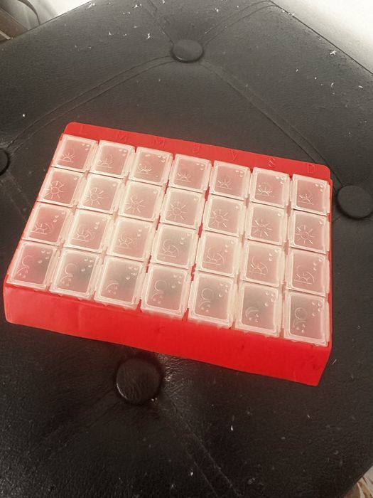 Organizator nou pt medicamente