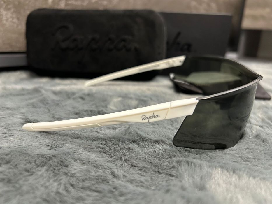 Слънчеви очила за велосипедисти Rapha