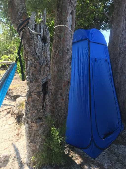 Cort pentru Dus/Toaleta/Vestiar, pentru Camping si Drumetii NOU