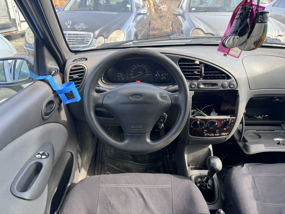Ford Fiesta 1.3i 60hp 1998г На Части
