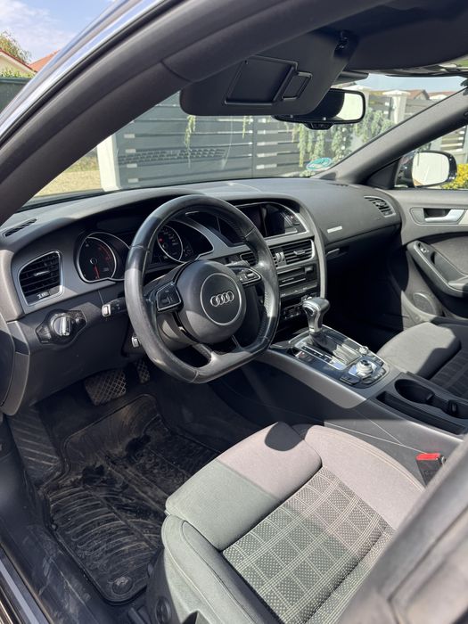 Vând Audi A5 2.0TDI Sportback 177CP