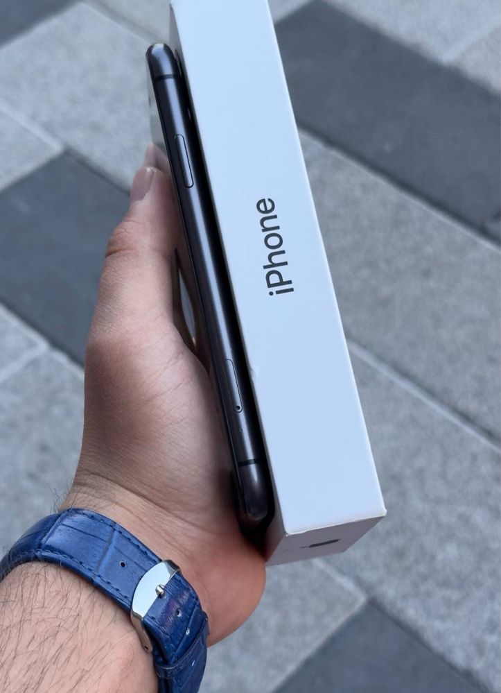 Iphone 11 holati ideal hech qati alishmagan srochni sotiladi