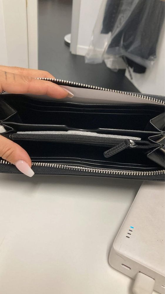 Portofel Michael Kors negru nou