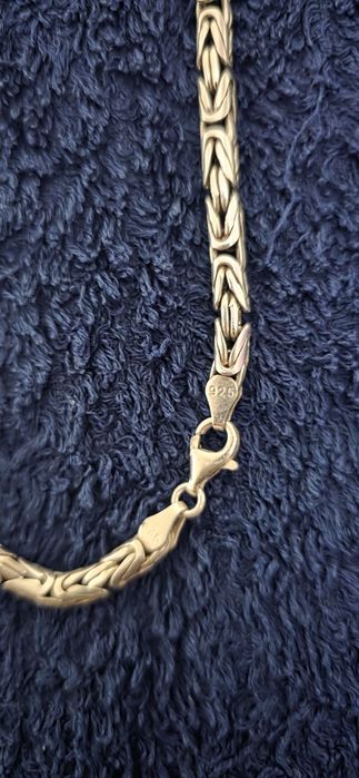 Серебряный тросс