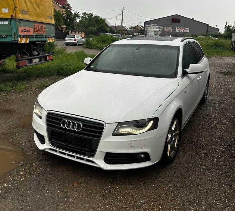 Dezmembrez Audi a4 B8 S-Line Break 2.0 TDI cod CAGA volan stanga