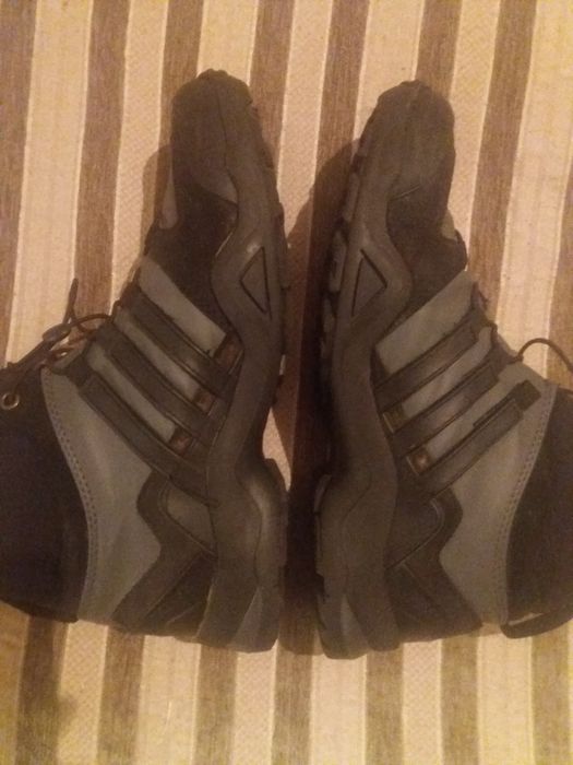 Оригинални Спортни Обувки 'ADIDAS-TERREX"! - 90%!