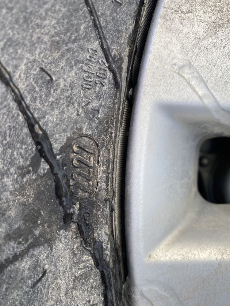 265/60/18 Pirelli