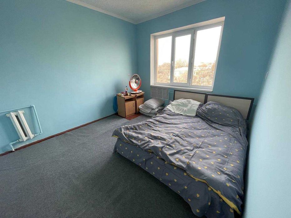 Продается  3-комнатная квартира