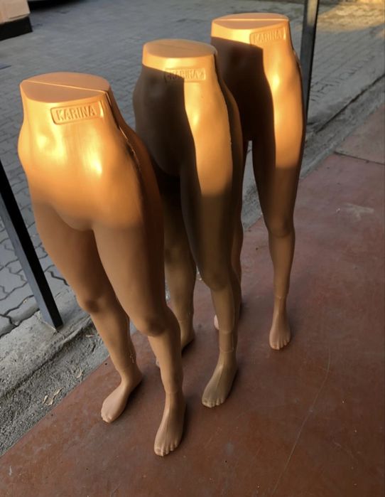 Продам женские манекен-ноги.