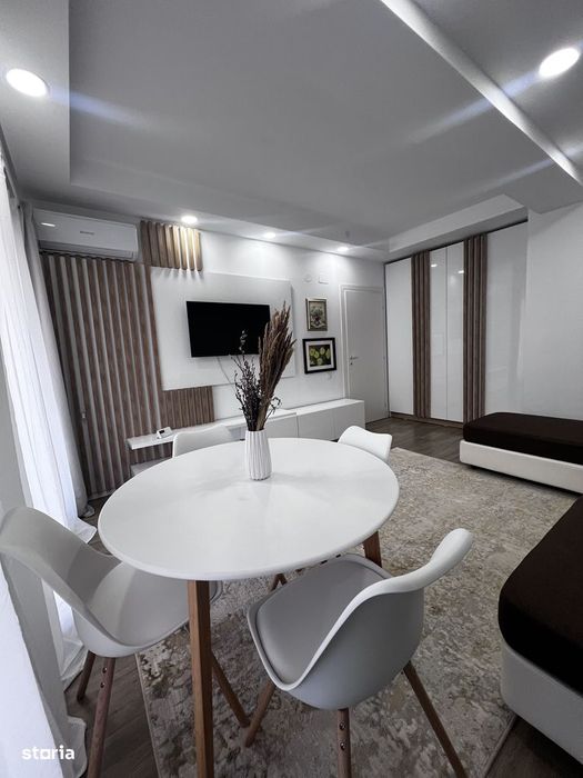 Apartament 2 camere, bucatarie separata, loc de parcare, în Cosmopolis