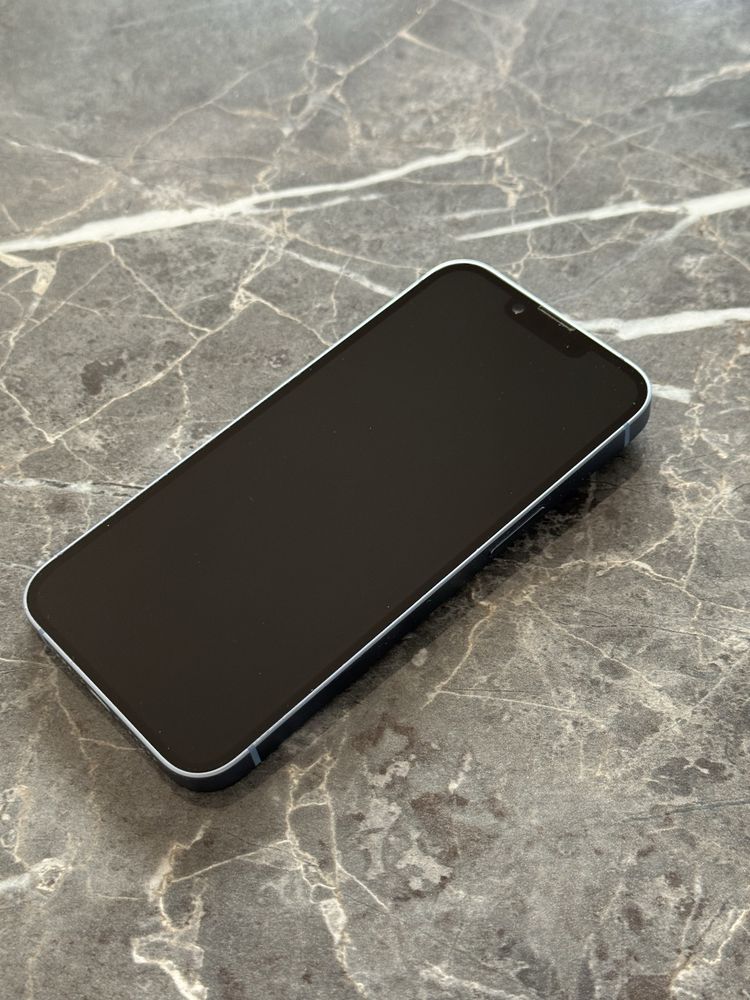 iPhone 14, 128GB – Перфектно състояние, с кутия и заряден кабел