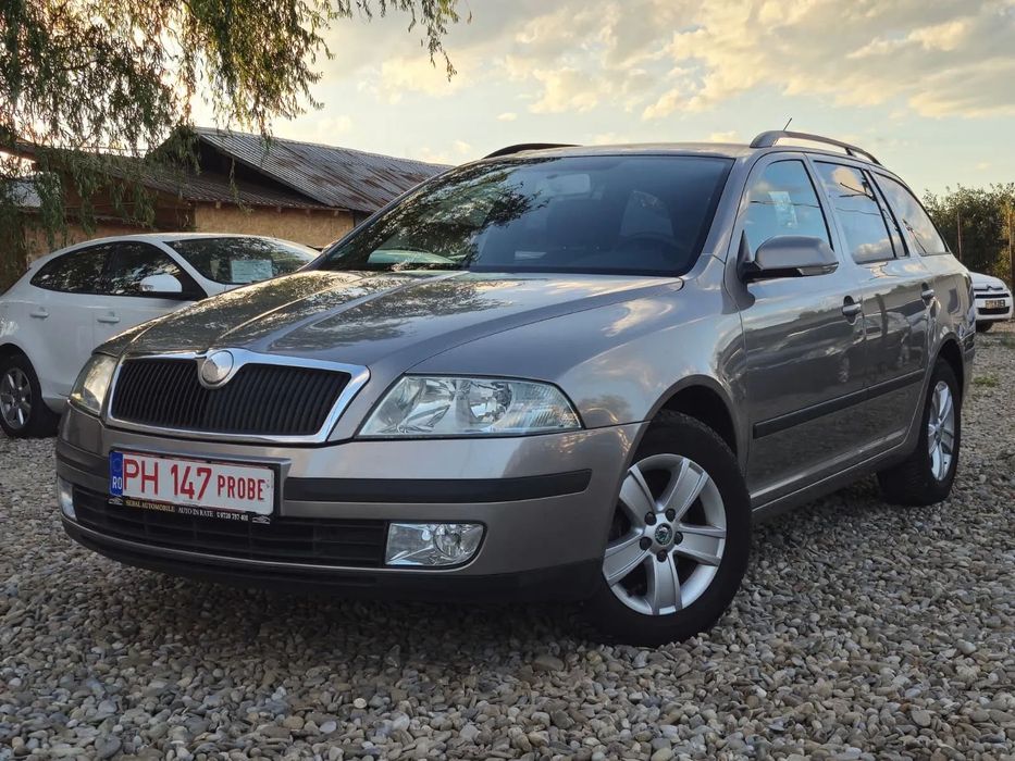 Skoda Octavia Skoda Octavia 1.6MPI 2007 Piele alcantara Navigatie Plafon negru Rate