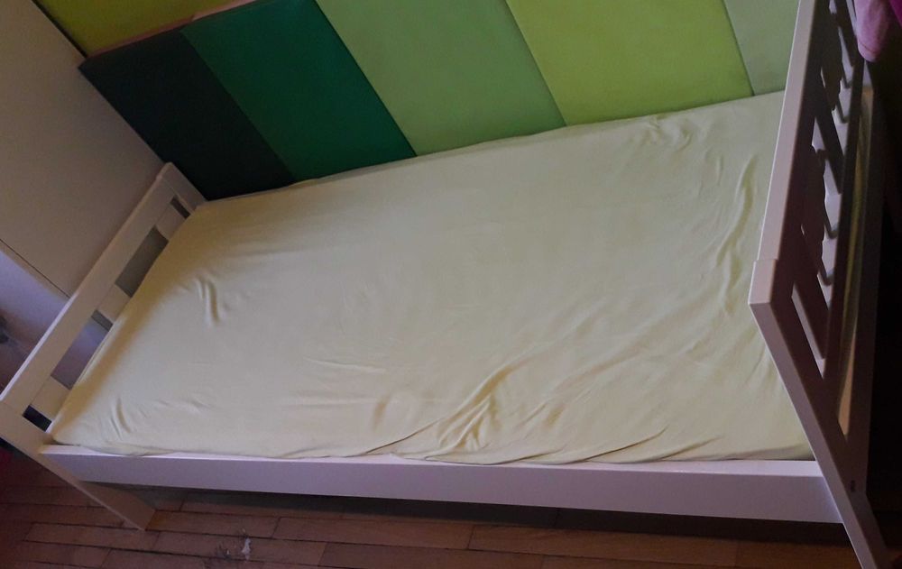 Pat copil + saltea, marca Ikea