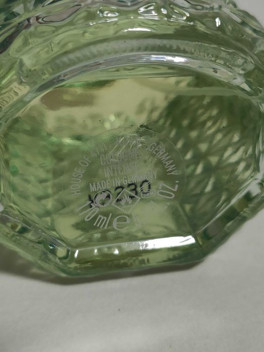 4711 Wakening Woods Of Scandinavia и 4711 Floral Fields of Ireland.