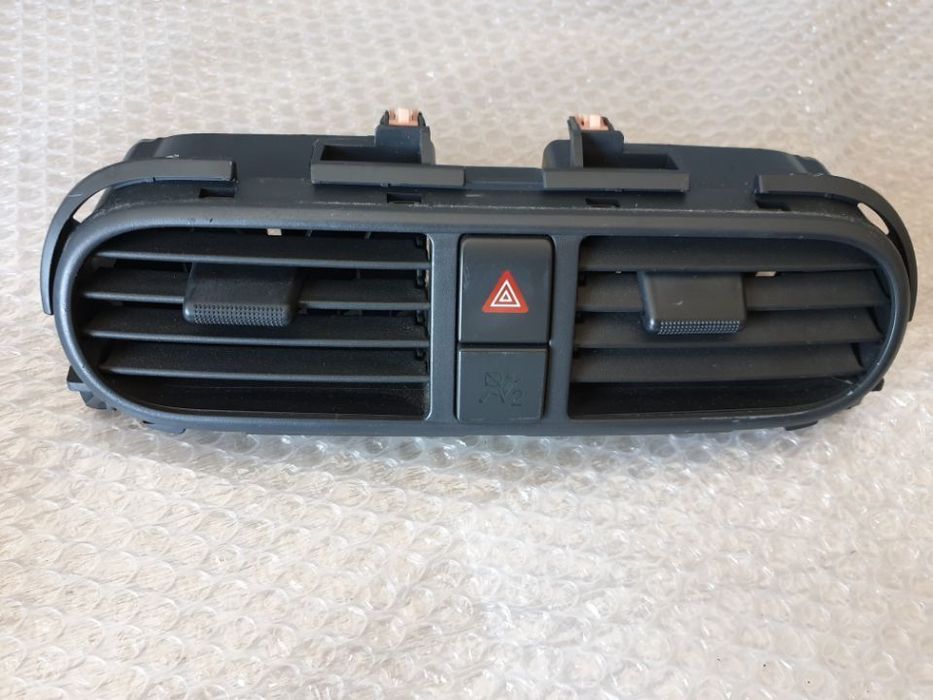 grila aerosire centrala cu buton avarii opel agila b 2008-2013 73610-51k00-s1s