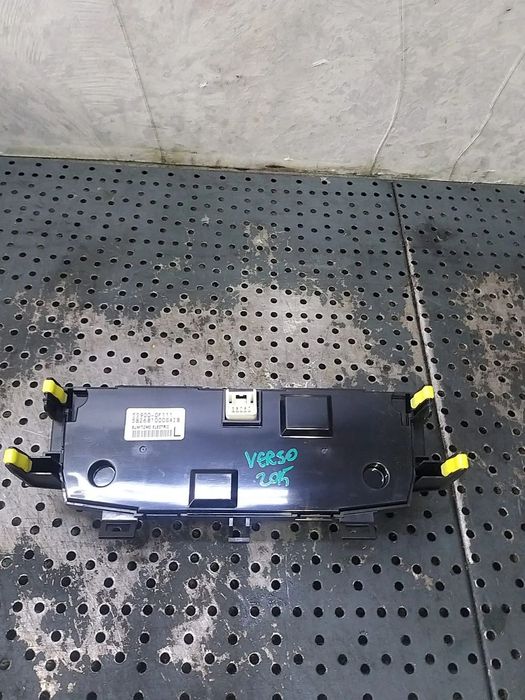 Panou comanda clima ac toyota verso r2 559000f111