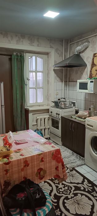 Продаётся 1- комн.кирпич Яшнабад