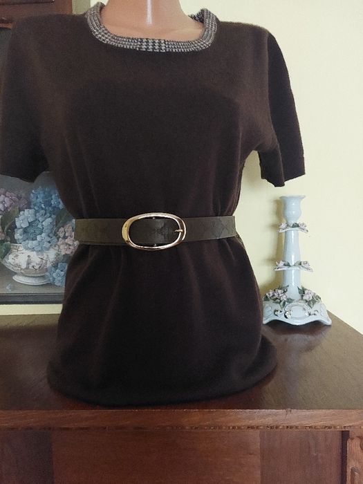 Pulover maro fin si elegant din lana si vascoza