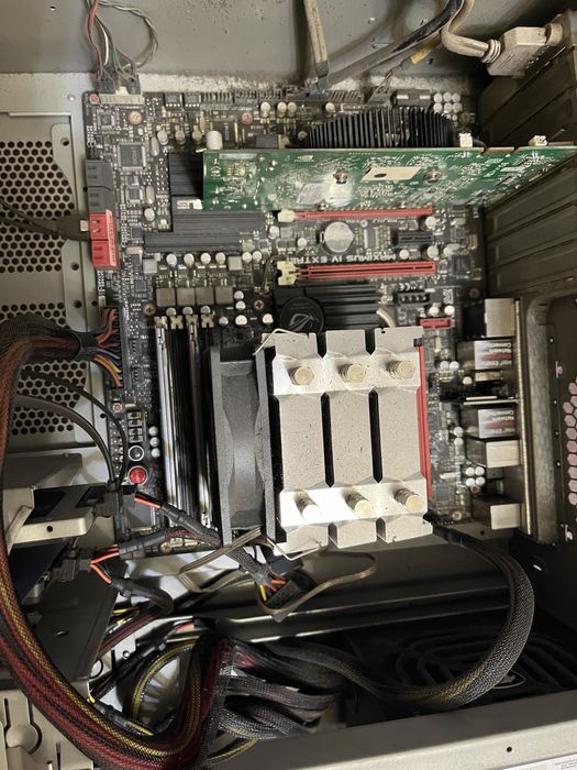 Сервер продам в хорошем состоянии